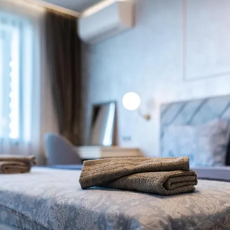 Sky Symphony 公寓 瓦爾納