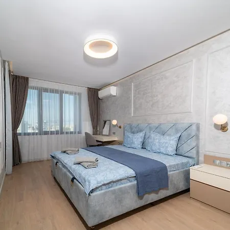 Sky Symphony Apartment